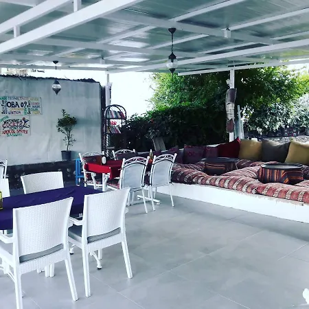 Oda ve Kahvaltı Oba 09 Restourant/Motel/Beach *