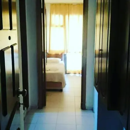 Oda ve Kahvaltı Oba 09 Restourant/Motel/Beach
